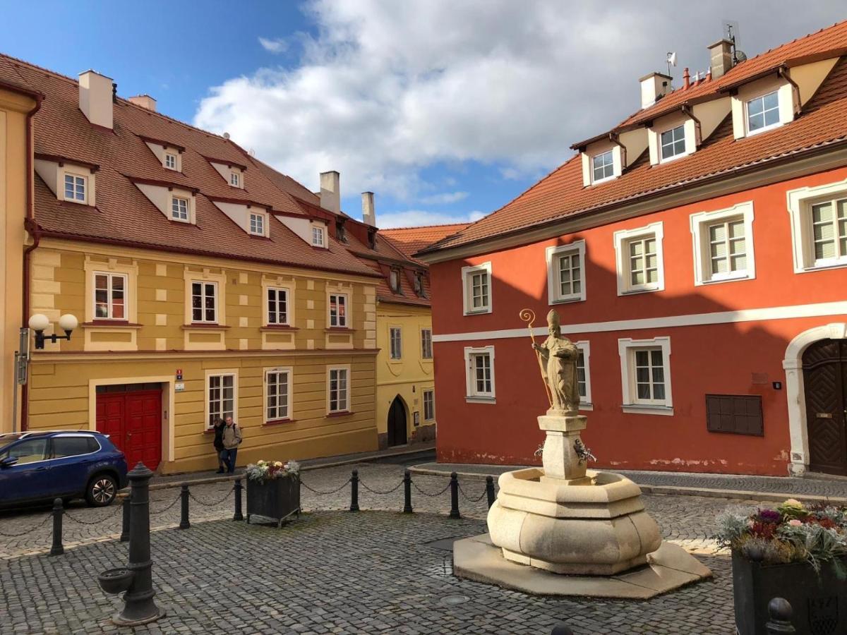 Apartment Am Schlosspark Cheb Zewnętrze zdjęcie